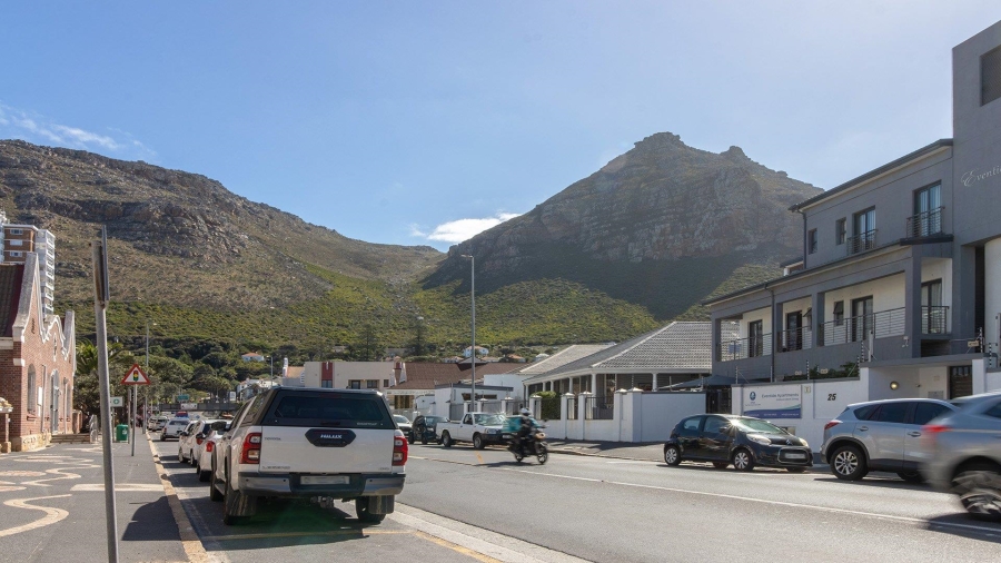 2 Bedroom Property for Sale in Muizenberg Western Cape